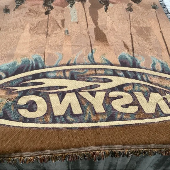 🔵 Vintage & New “NSYNC Live" Throw Blanket Afghan - Highly Collectible - Rare - Picture 7 of 9